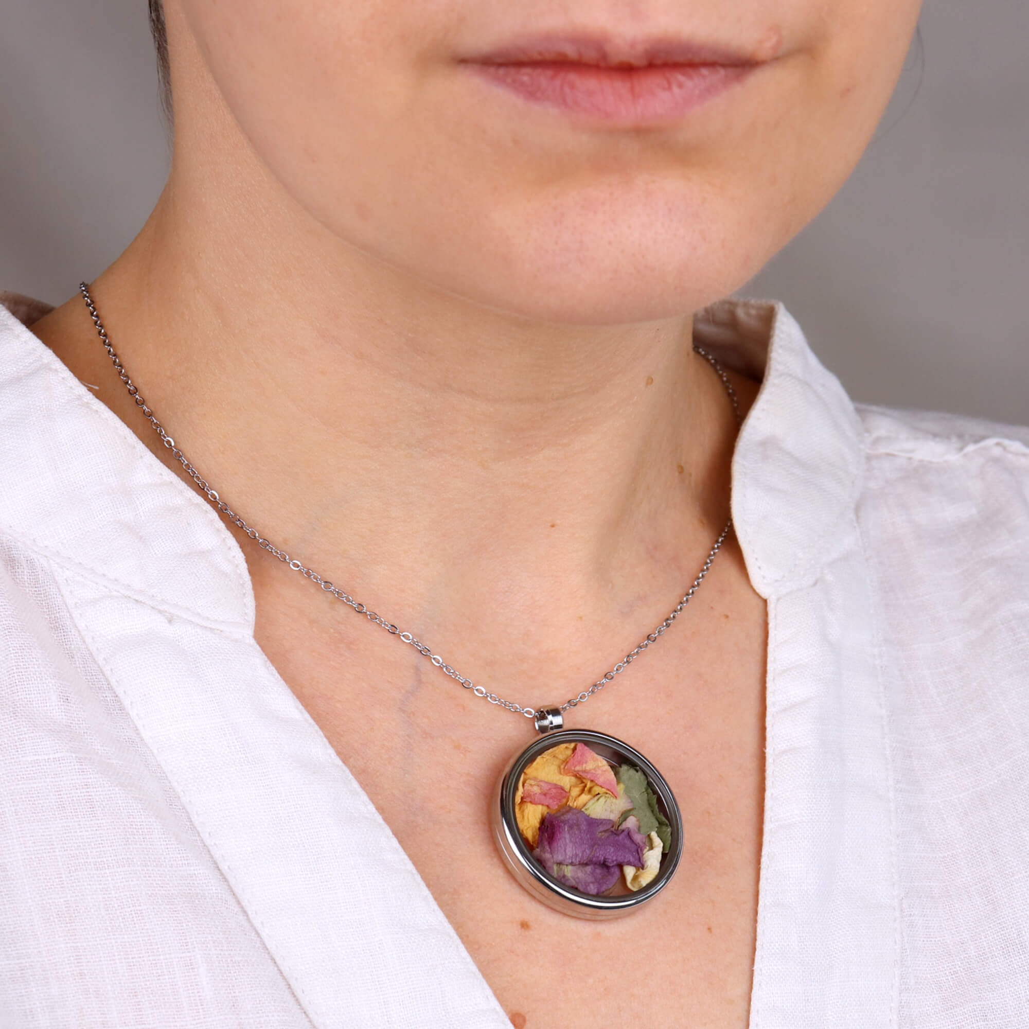Silver necklace with your flowers