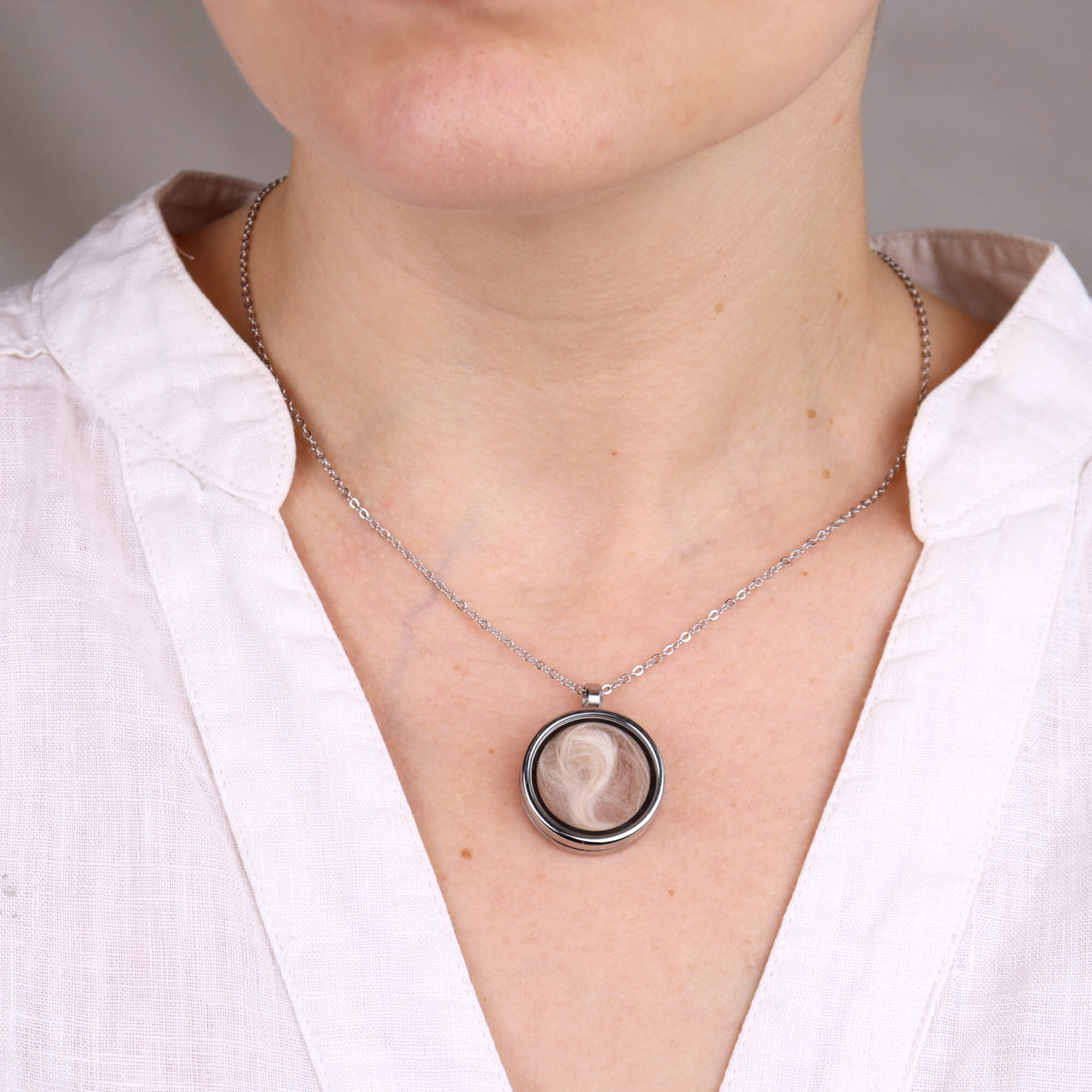 Silver necklace with your flowers