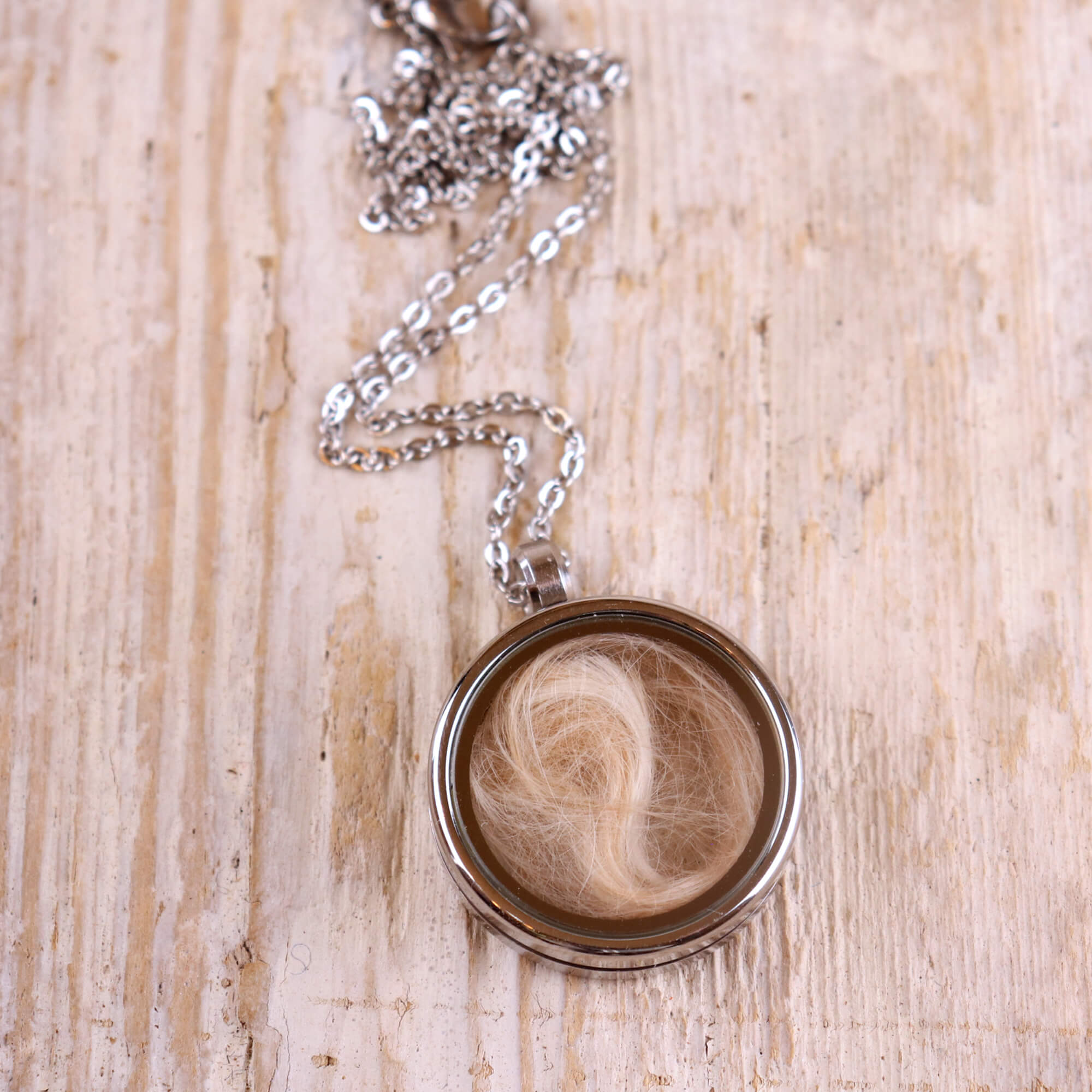 Silver necklace with your flowers
