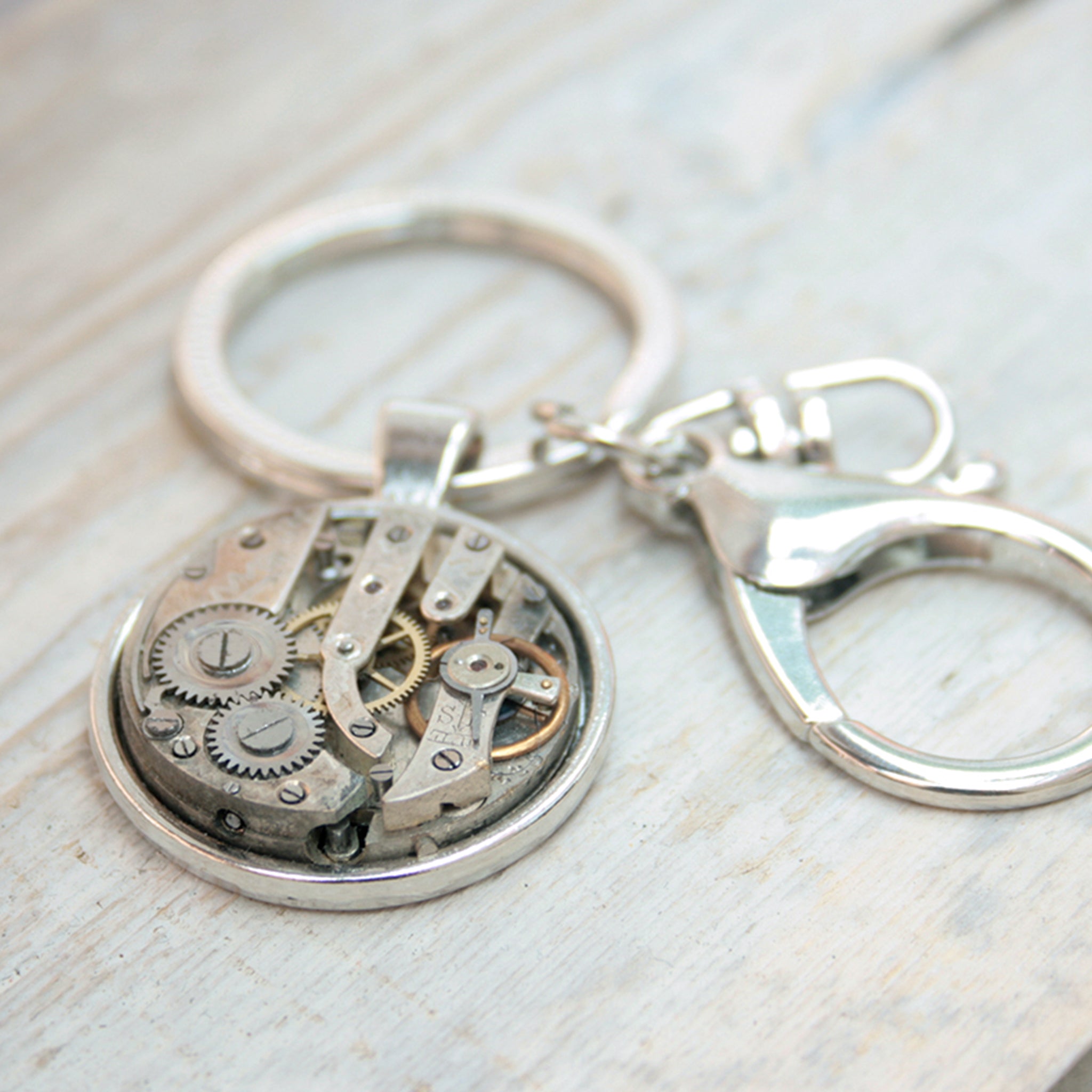 Steampunk keyring for car keys