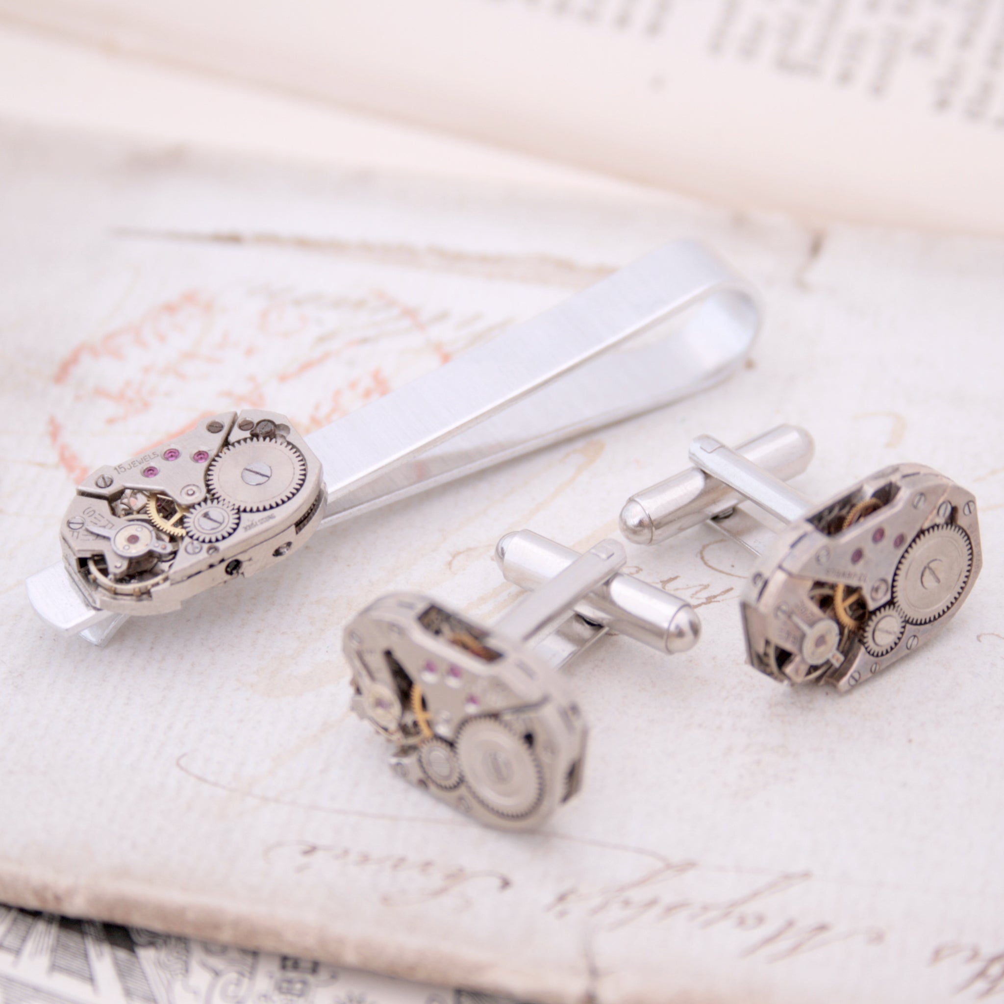 Tie Bar and Cufflinks in Steampunk Style