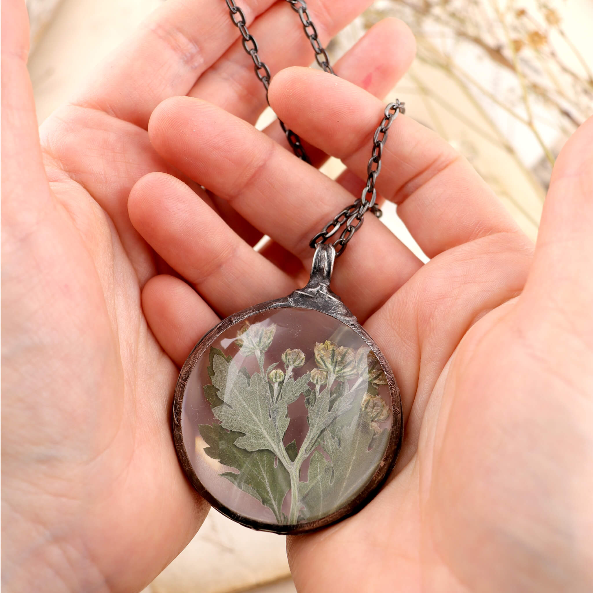 Pressed flowers necklace