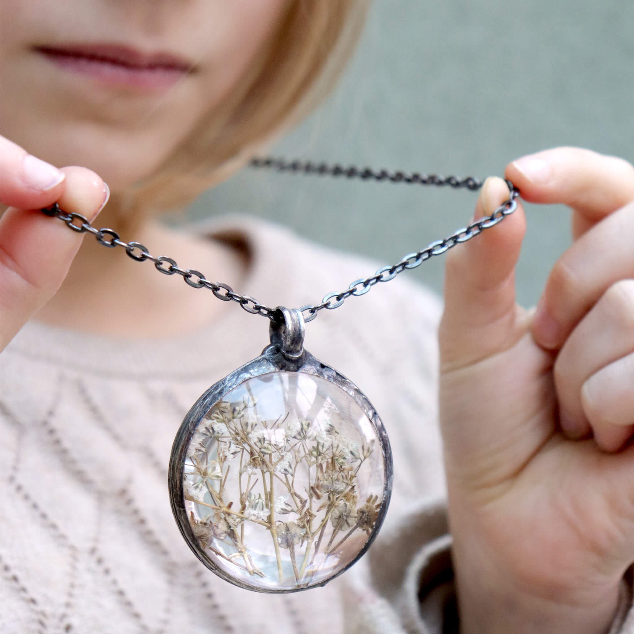Baby's breath necklace sale