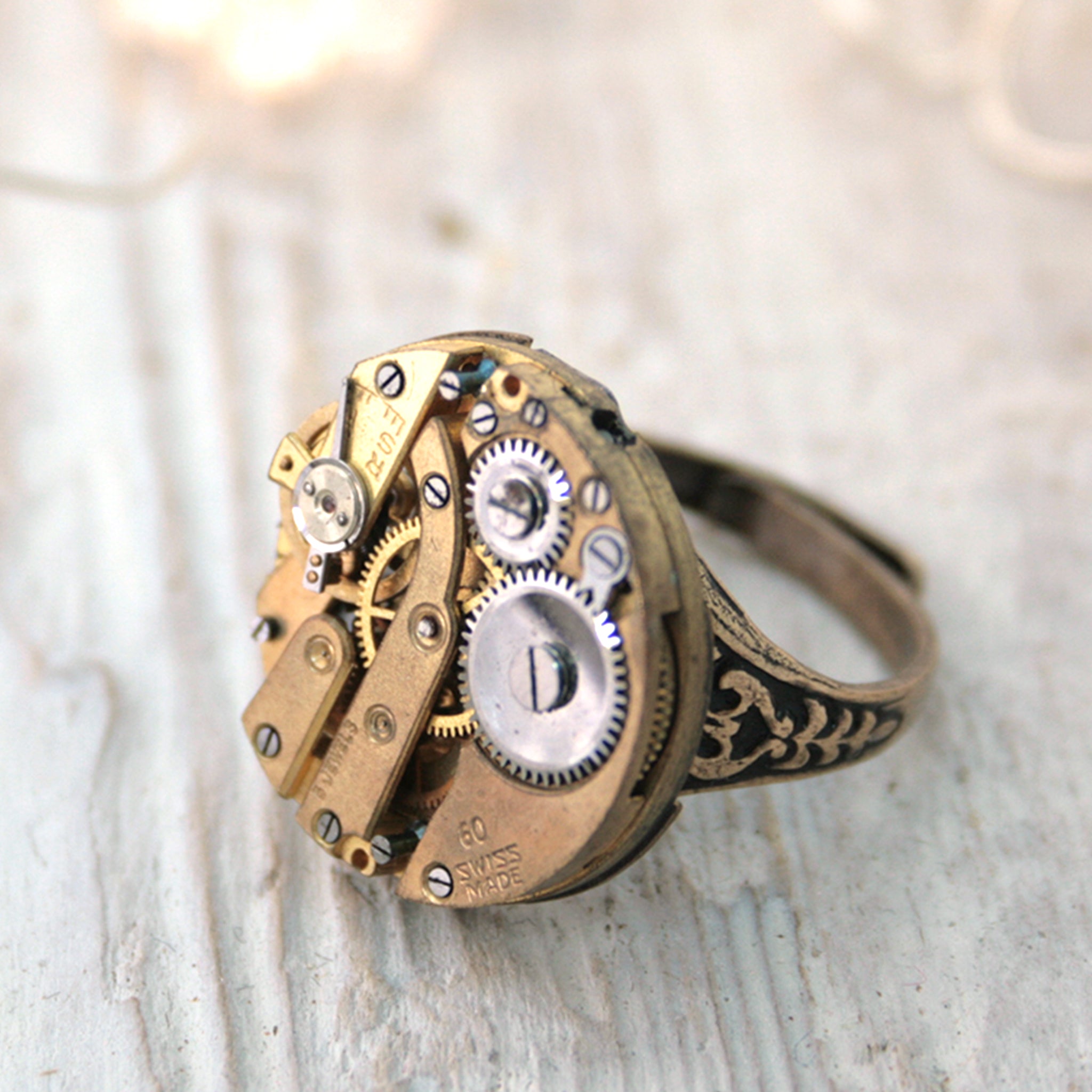 Gothic Ring in Gold on Floral Band