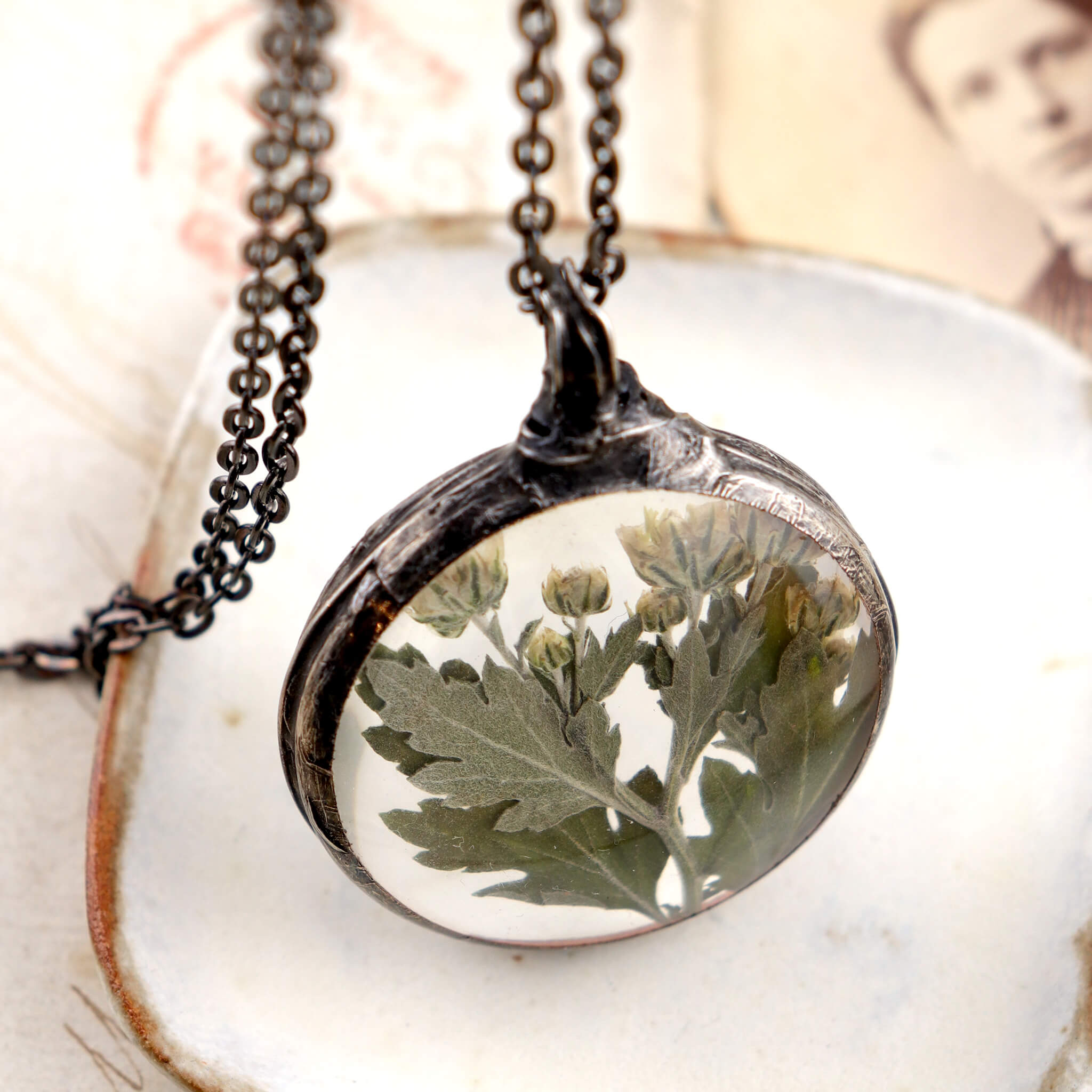 Pressed flowers necklace