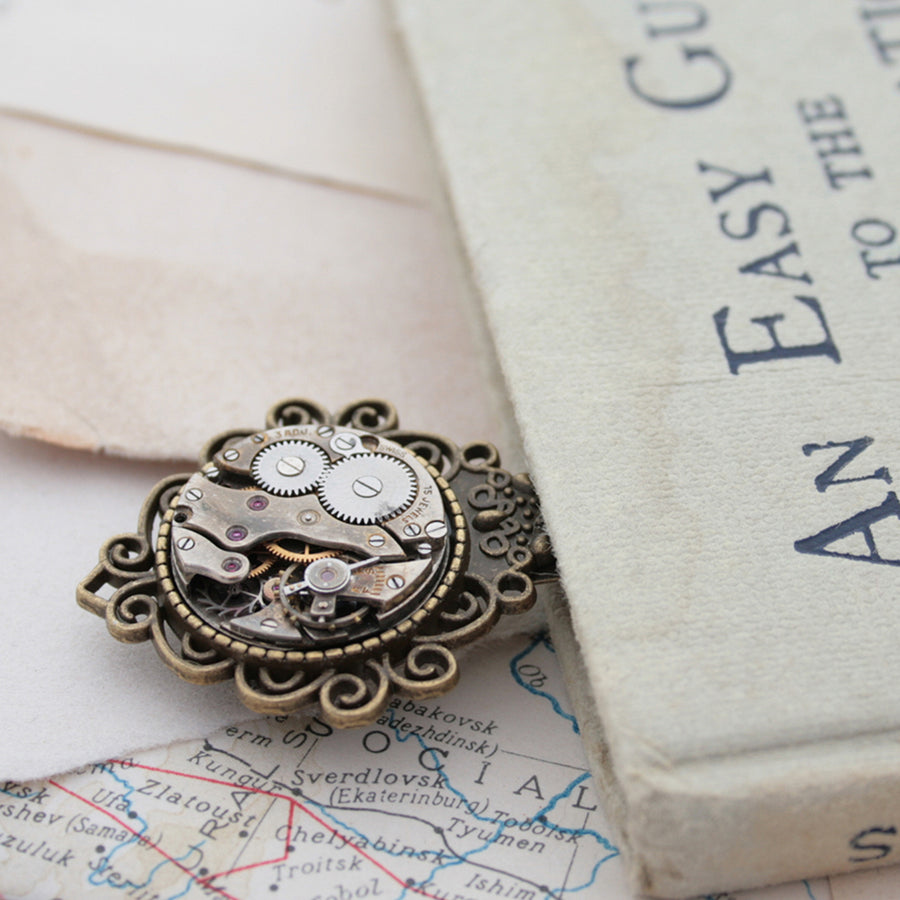 metal bookmarks with steampunk watch movement