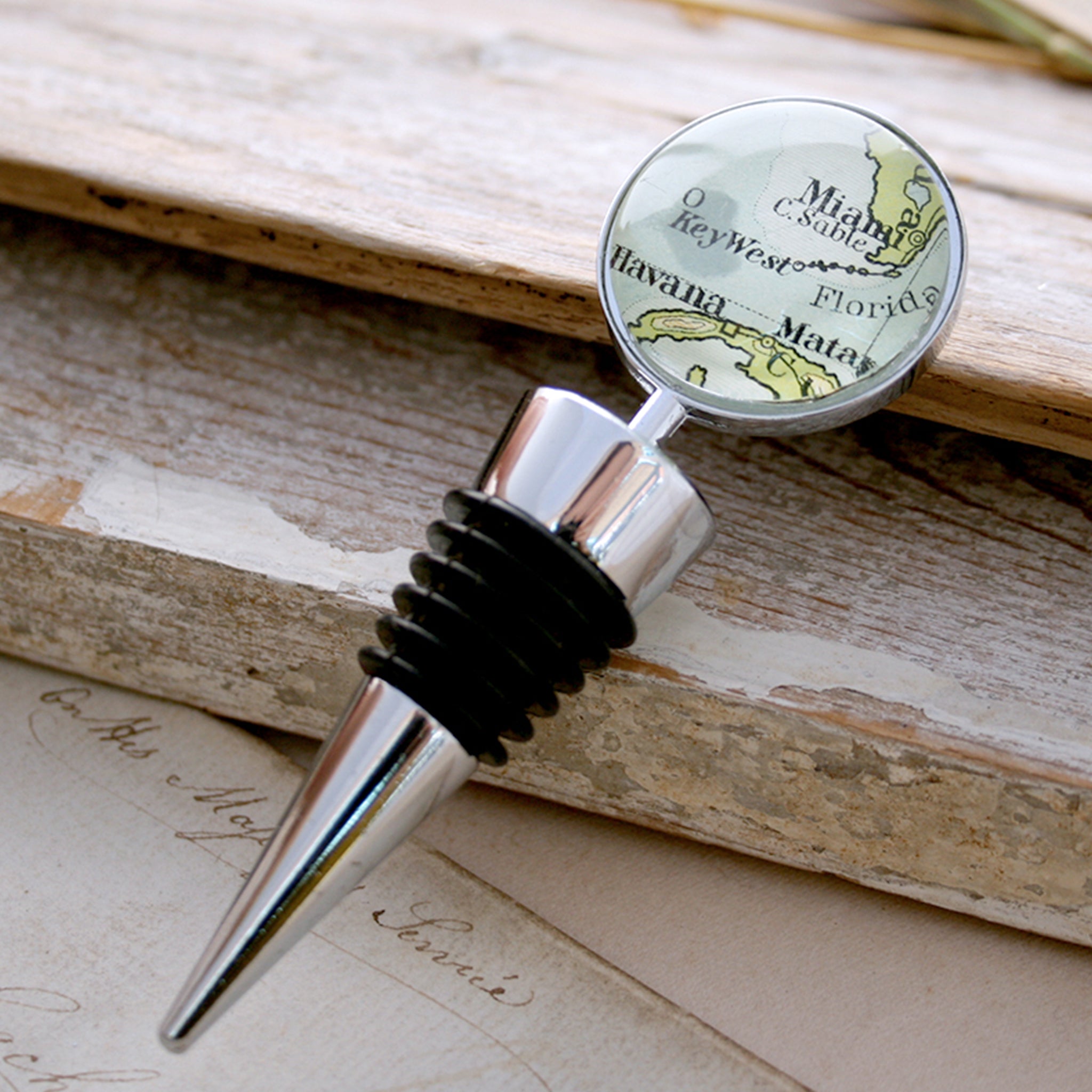 Wine Bottle Stopper personalised with map of Miami